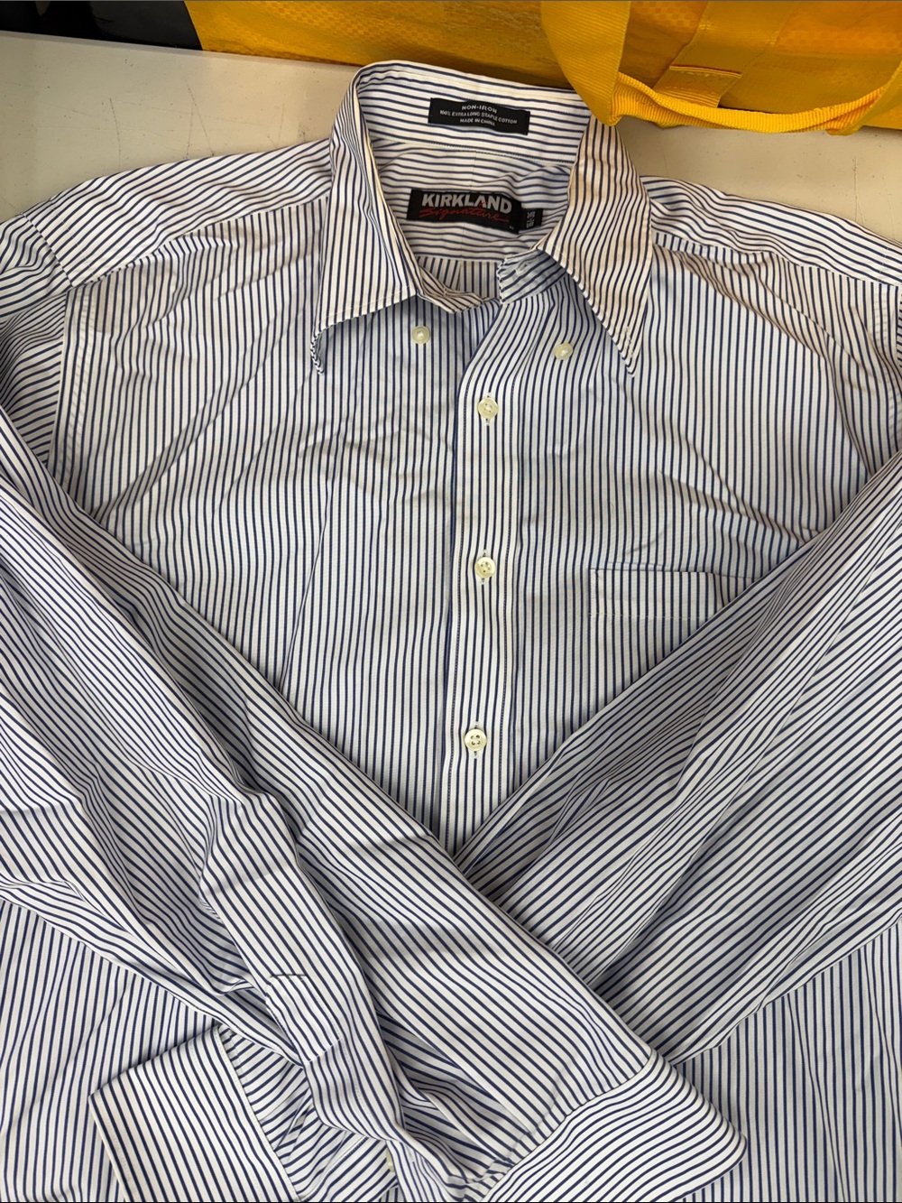 Kirkland Signature Men's Navy and White Pinstripe Dress Shirt 16 1/2 36 non iron